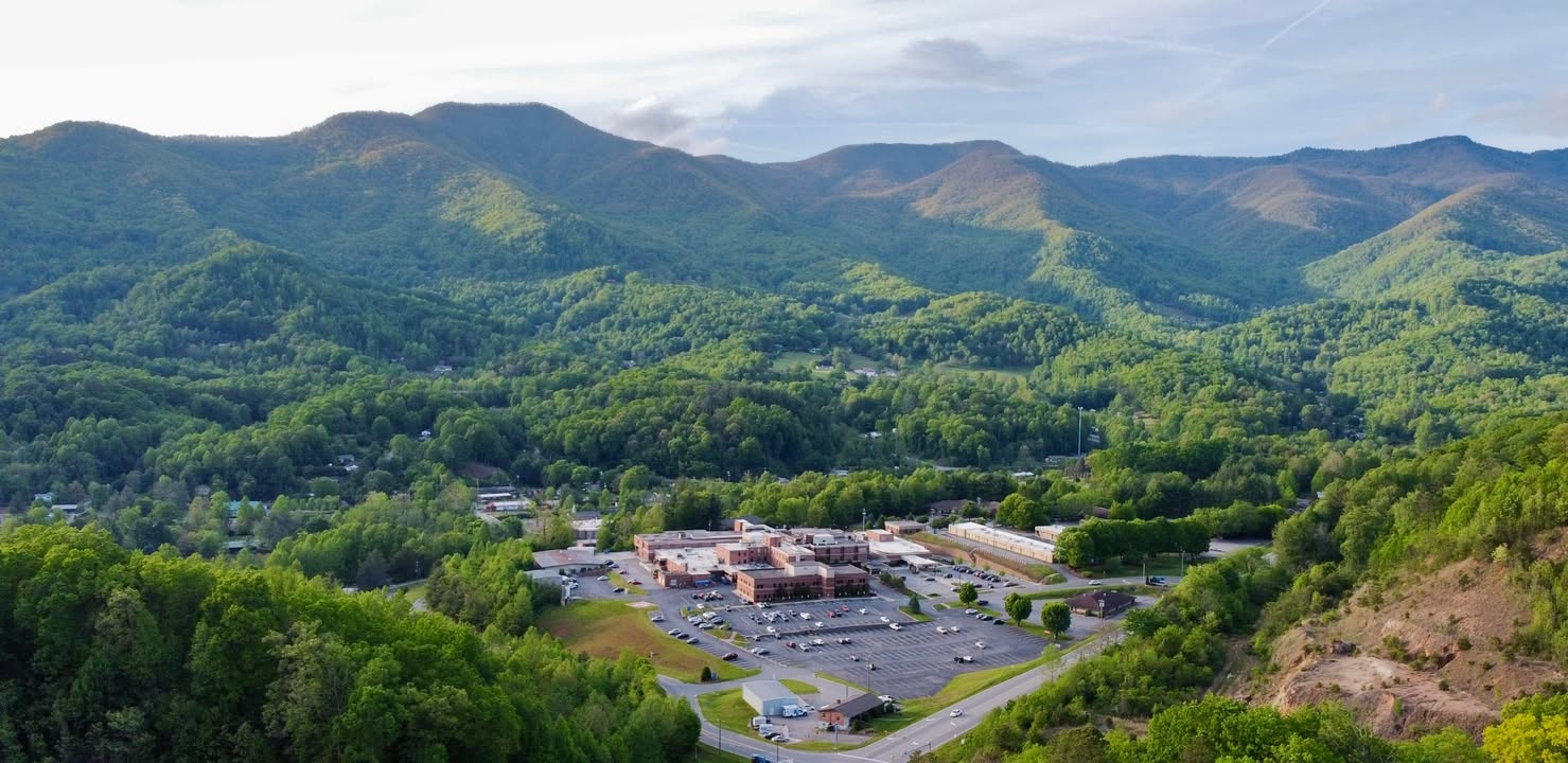 Harris Regional Hospital Named High Performing Hospital for Pneumonia by U.S. News & World Report